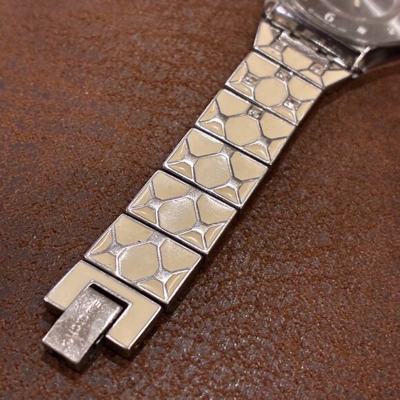 Swatch Watch Flat Silver Face with White Silver Band & Clasp - Picture 5 of 14